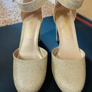 Chic Gold Glitter Heels